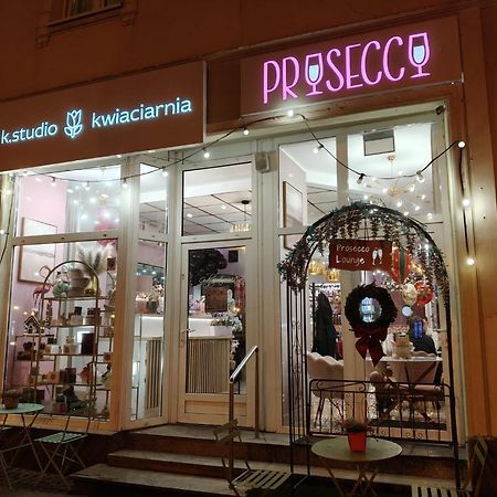 Bed and Breakfast Rynek 14 & Restaurant Иновроцлав Экстерьер фото