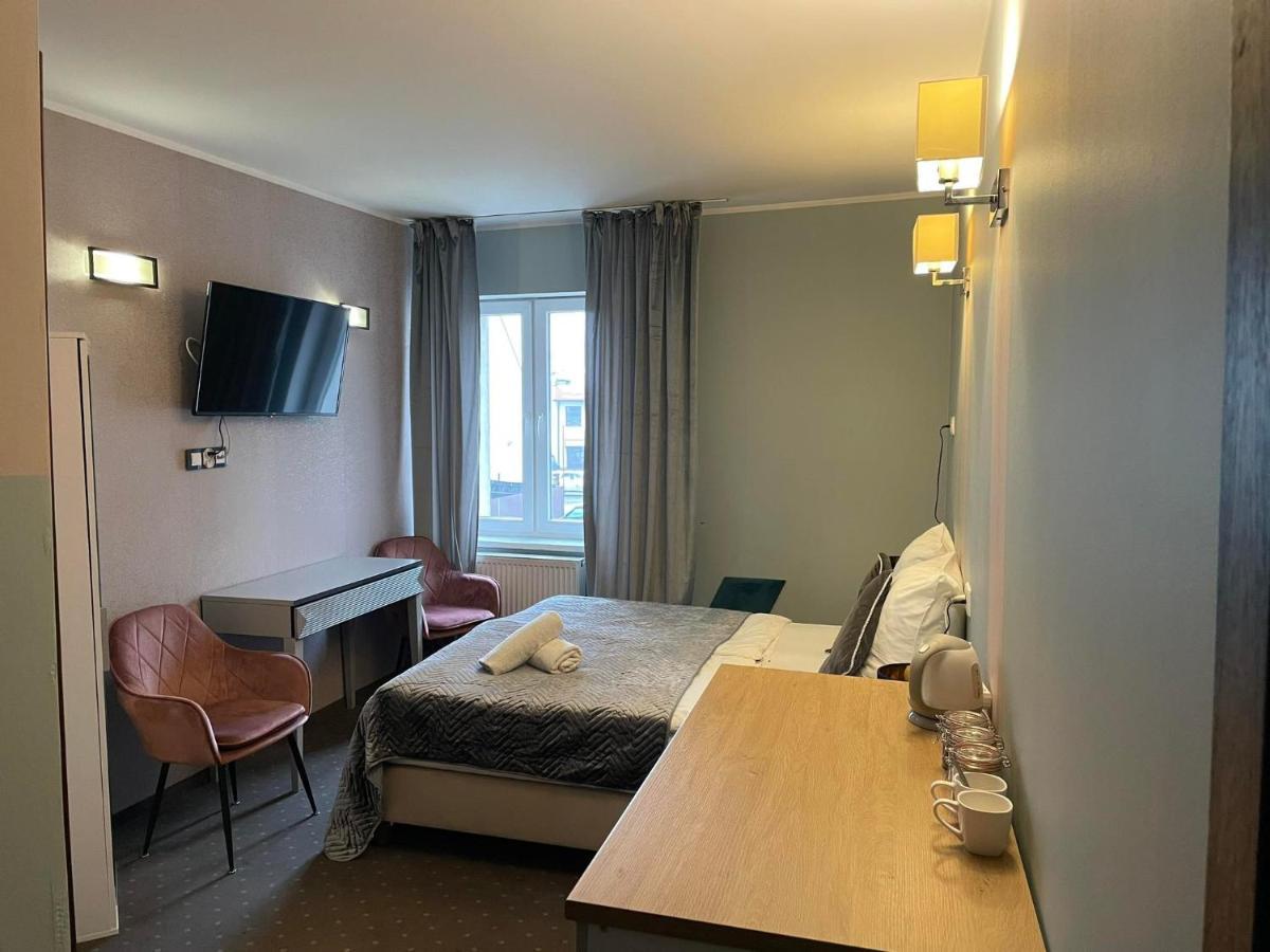 Bed and Breakfast Rynek 14 & Restaurant Иновроцлав Экстерьер фото