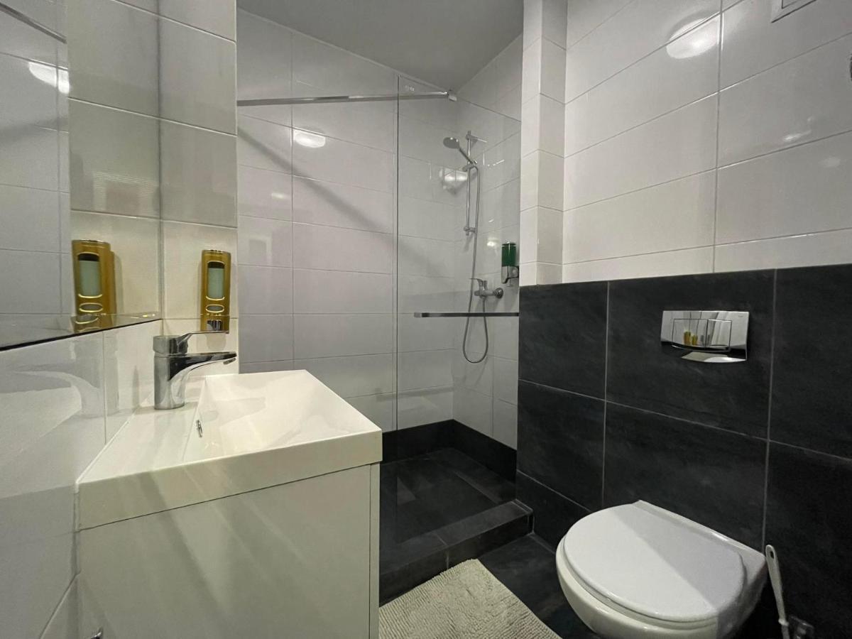 Bed and Breakfast Rynek 14 & Restaurant Иновроцлав Экстерьер фото