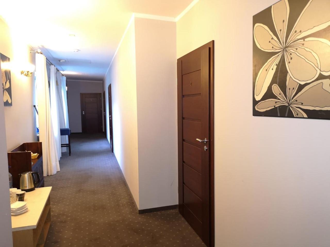 Bed and Breakfast Rynek 14 & Restaurant Иновроцлав Экстерьер фото